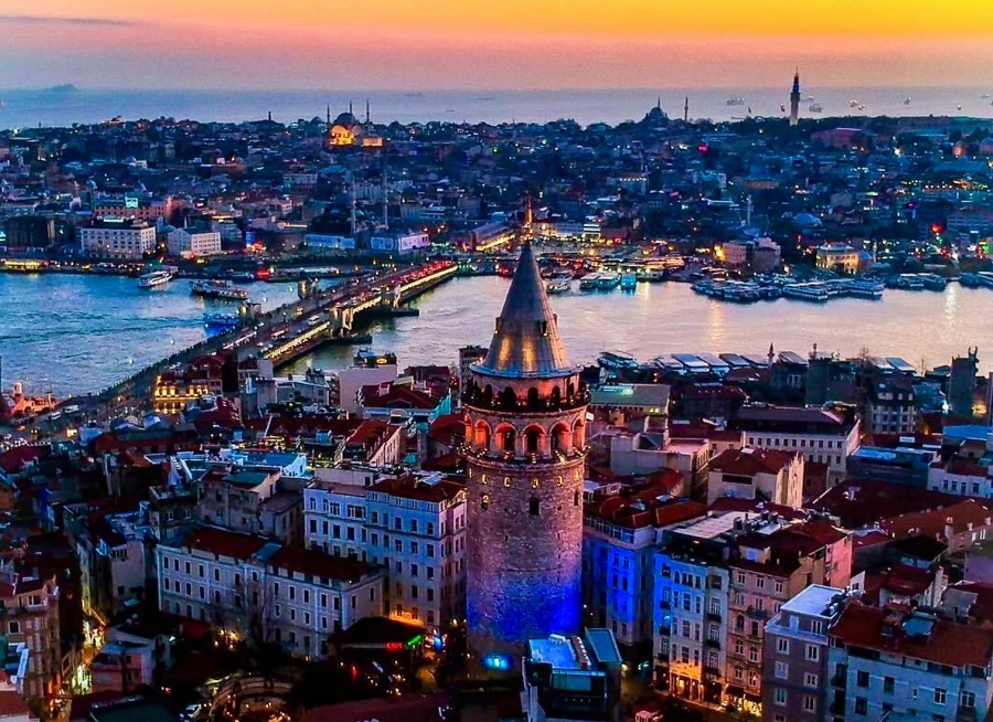 Istanbul cityscape, representing dental holidays and tourism in Turkey. Discover premium dental treatments at Perfect Smile Turkey, an Antalya dental clinic.